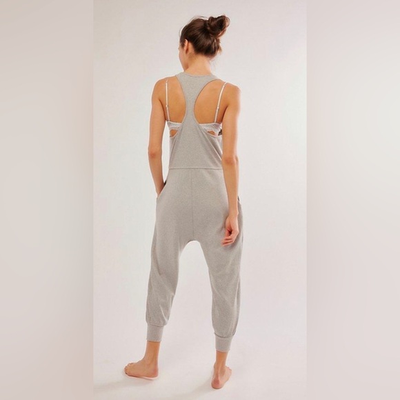 Free People Intimately Our - Downtime Romper Jumpsuit Medium Light Gray NWOT - Picture 4 of 4